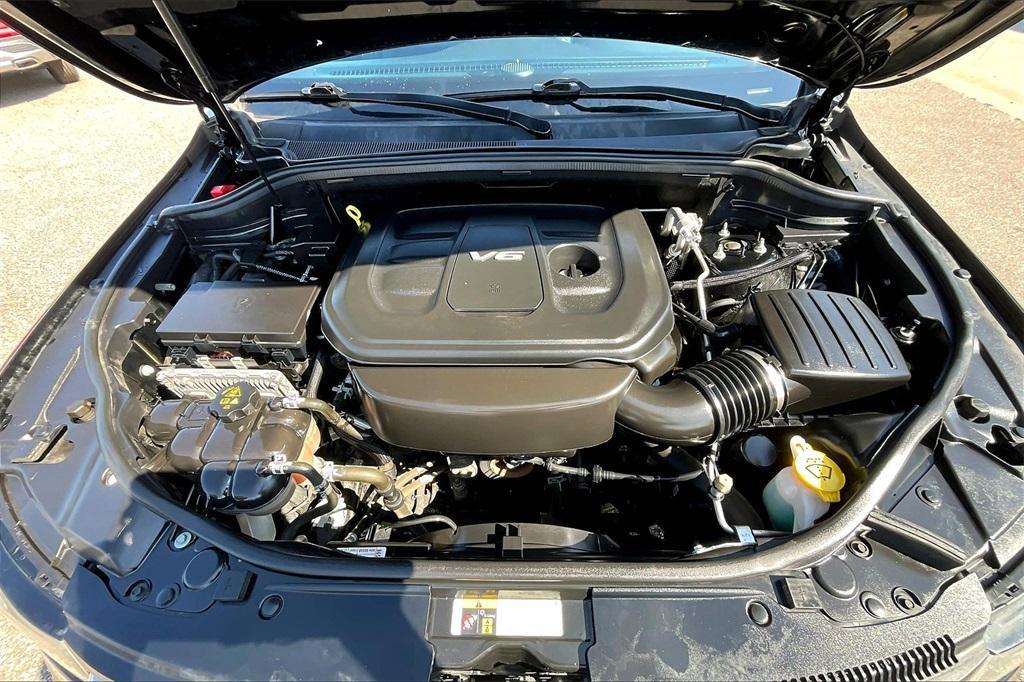 used 2017 Jeep Grand Cherokee car, priced at $16,077