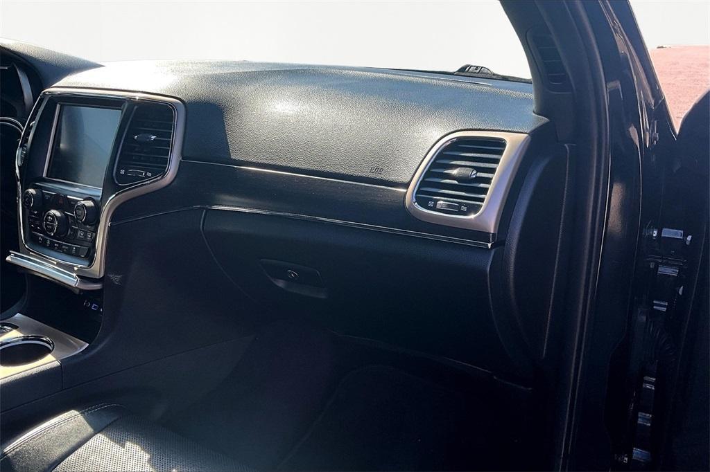 used 2017 Jeep Grand Cherokee car, priced at $16,077