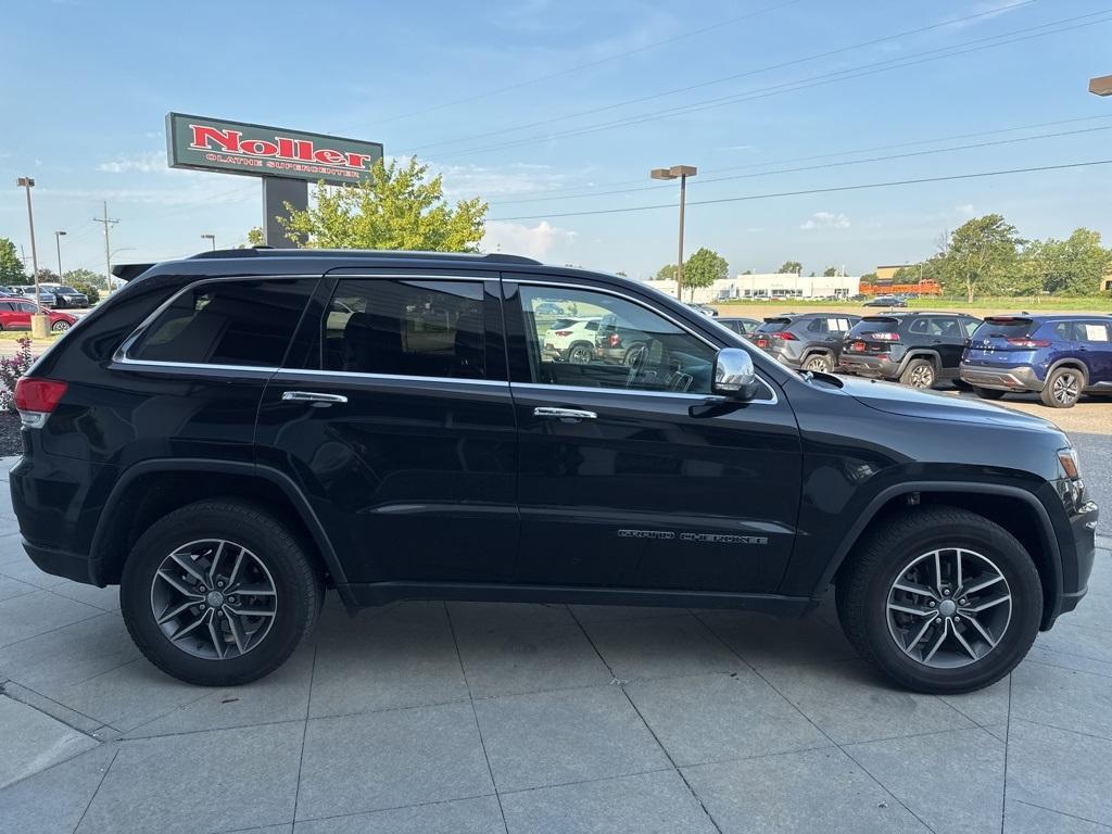 used 2017 Jeep Grand Cherokee car, priced at $16,887