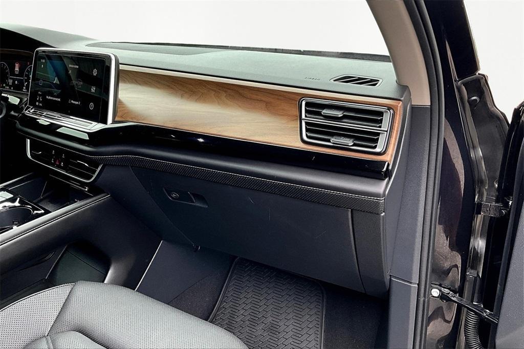used 2024 Volkswagen Atlas car, priced at $33,587