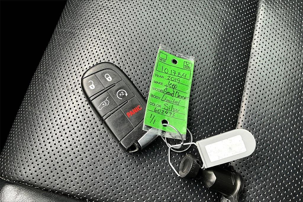 used 2019 Jeep Grand Cherokee car, priced at $16,804