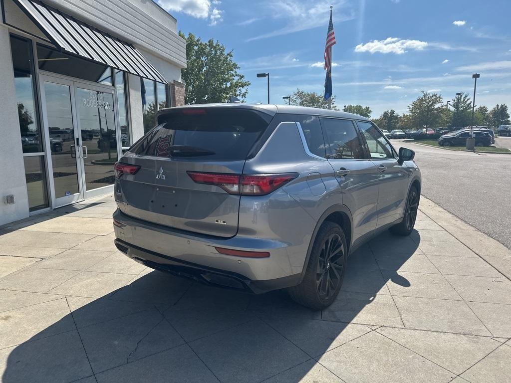 used 2024 Mitsubishi Outlander car, priced at $28,187
