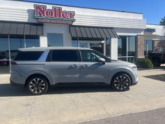 used 2024 Kia Carnival car, priced at $32,883