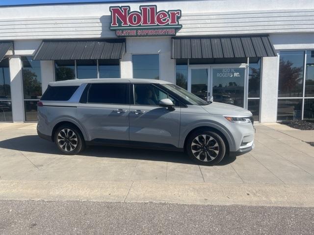used 2024 Kia Carnival car, priced at $32,883