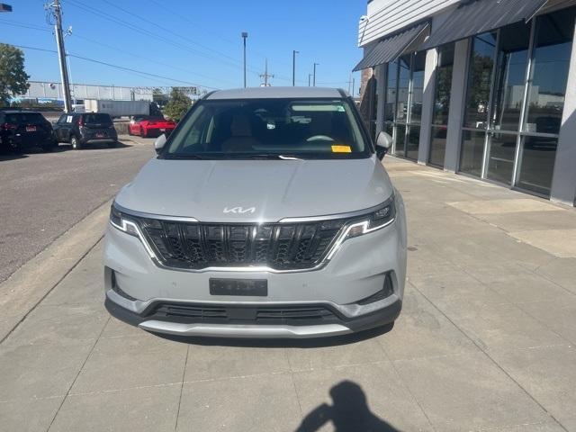 used 2024 Kia Carnival car, priced at $32,883