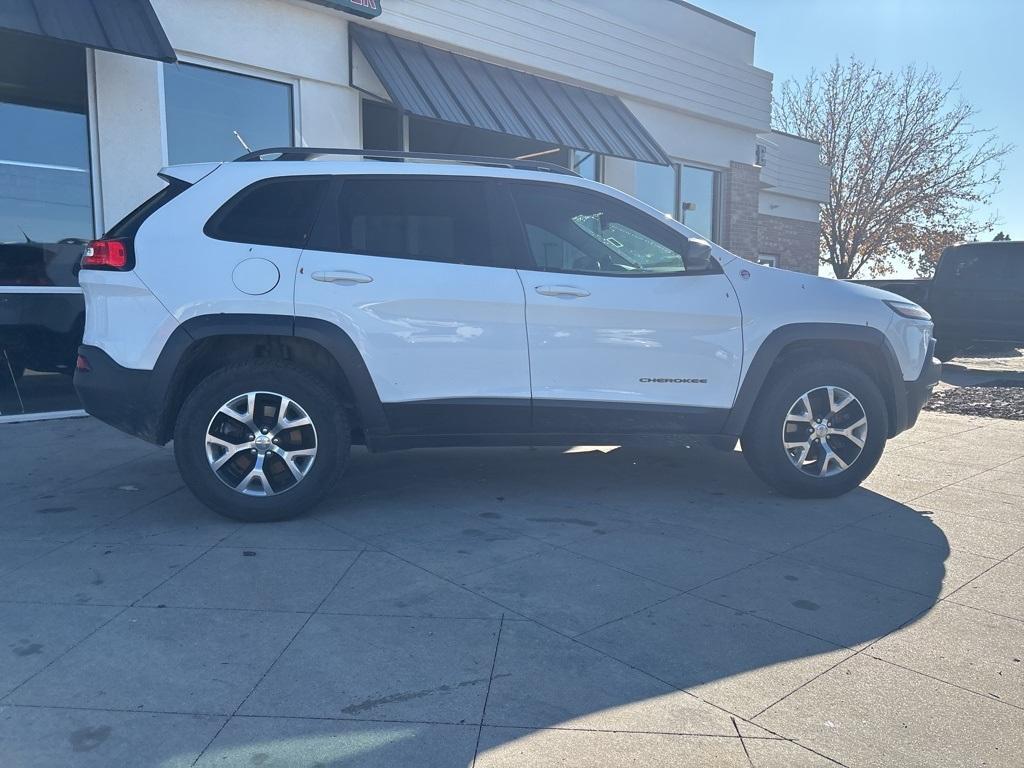 used 2014 Jeep Cherokee car, priced at $13,887