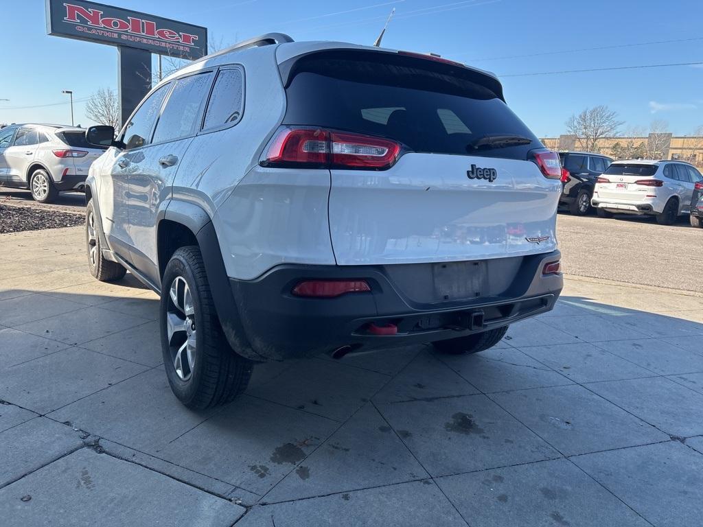 used 2014 Jeep Cherokee car, priced at $13,887