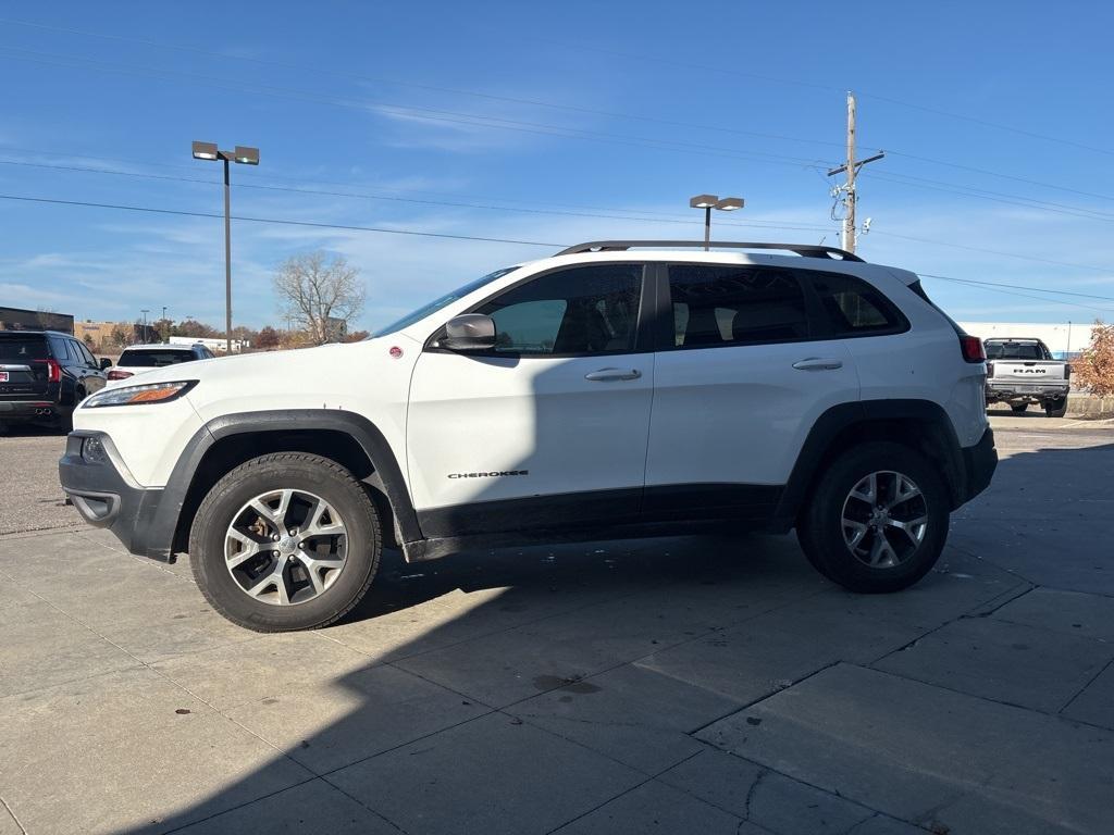 used 2014 Jeep Cherokee car, priced at $13,887