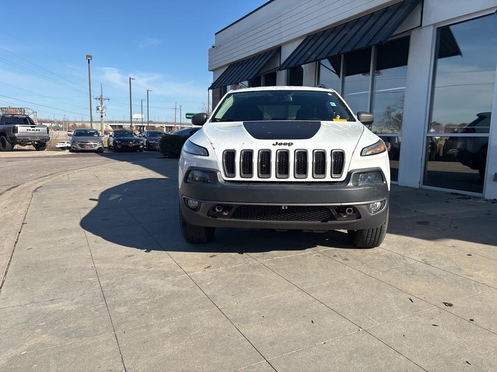used 2014 Jeep Cherokee car, priced at $13,887