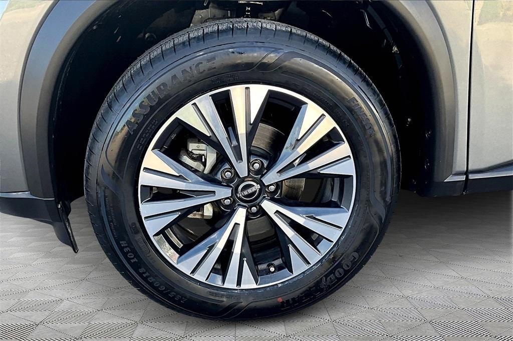 used 2023 Nissan Rogue car, priced at $21,792