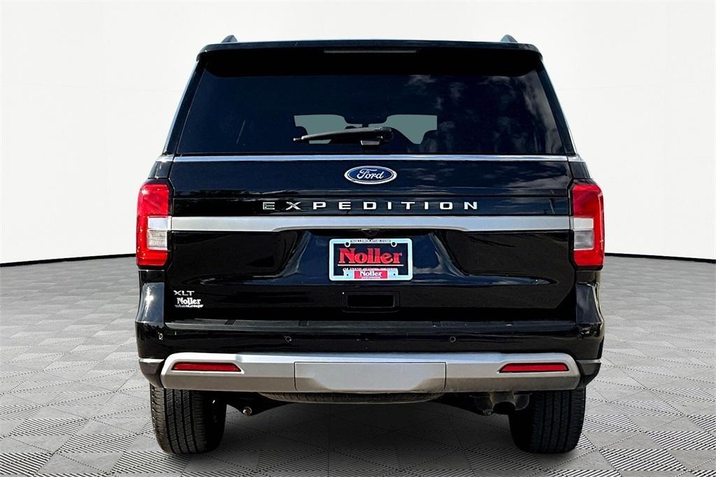 used 2024 Ford Expedition car, priced at $50,565