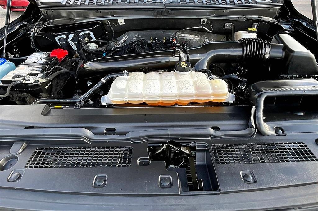 used 2024 Ford Expedition car, priced at $50,565