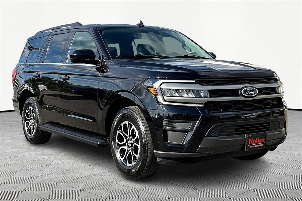 used 2024 Ford Expedition car, priced at $50,565