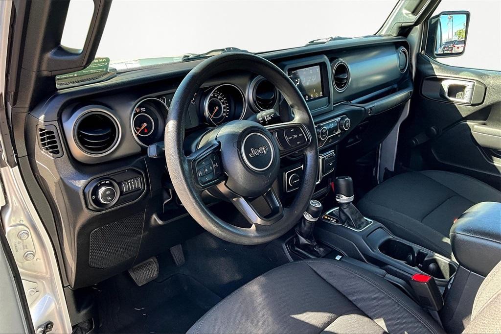used 2022 Jeep Gladiator car, priced at $30,660
