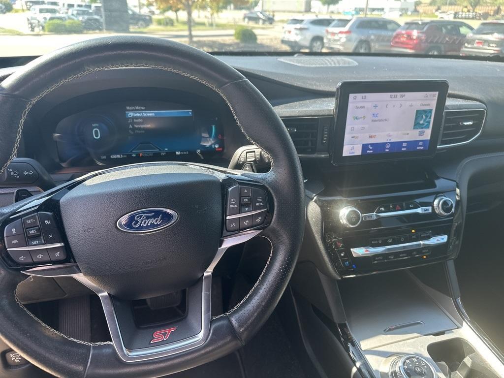 used 2022 Ford Explorer car, priced at $38,043