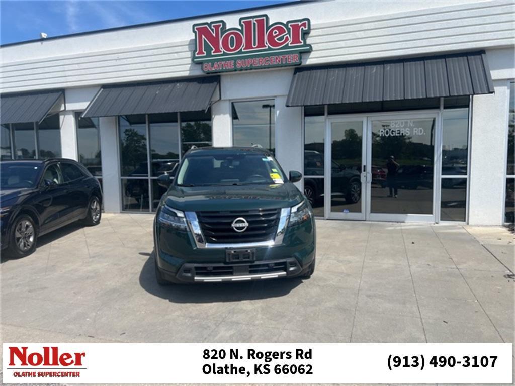 used 2023 Nissan Pathfinder car, priced at $37,817