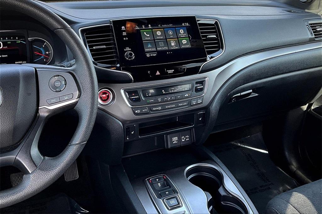 used 2022 Honda Pilot car, priced at $28,498