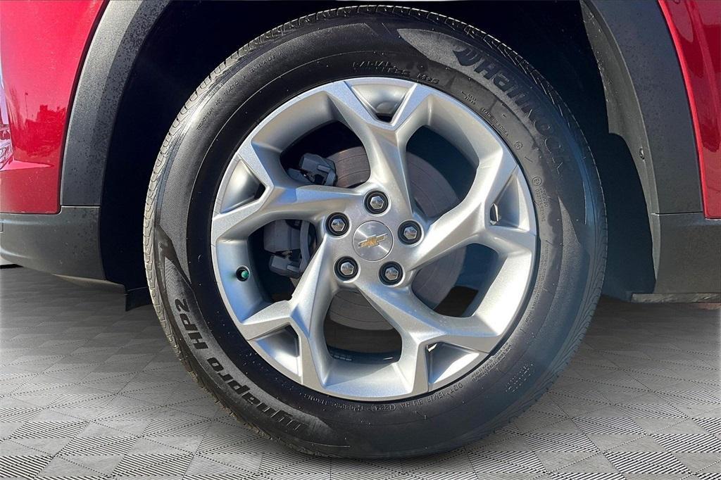 used 2025 Chevrolet Trax car, priced at $21,887