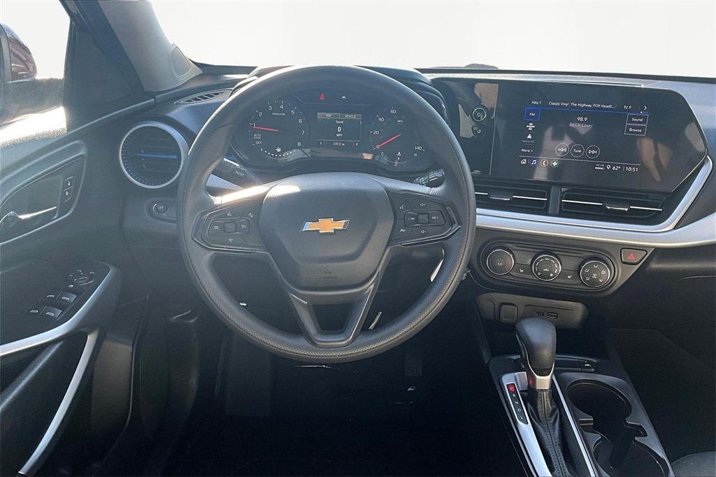 used 2025 Chevrolet Trax car, priced at $21,887