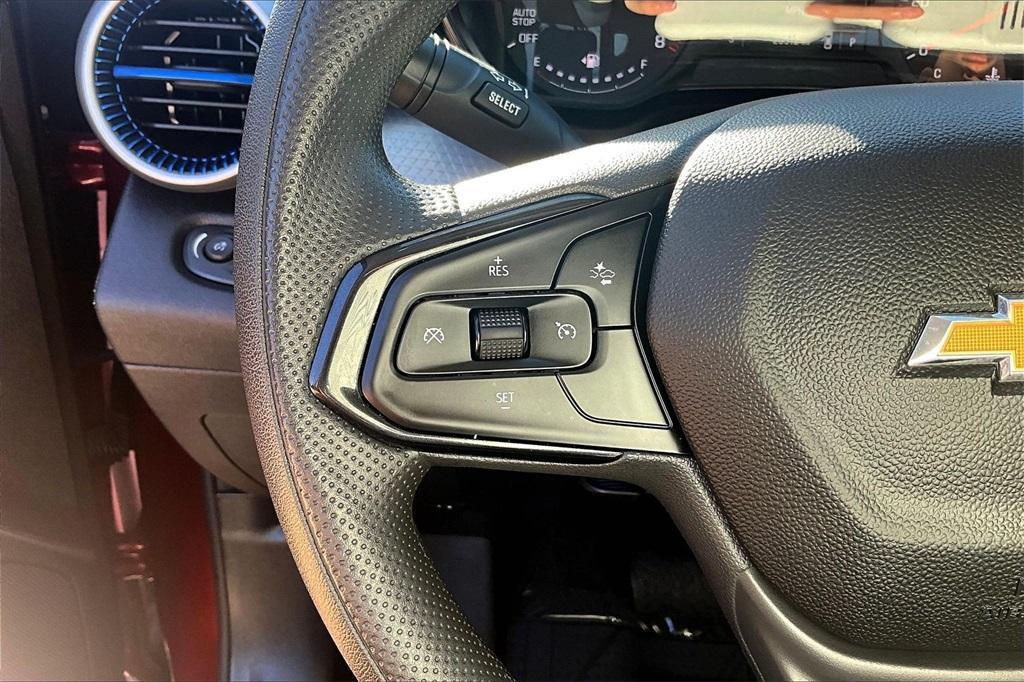 used 2025 Chevrolet Trax car, priced at $21,887