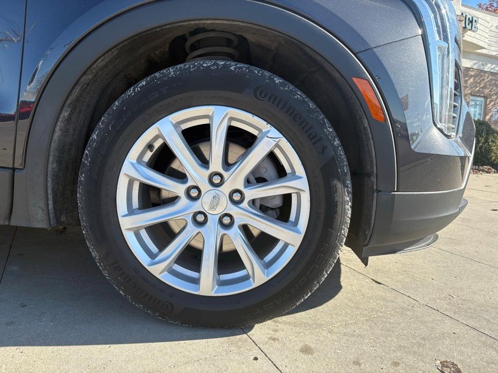 used 2023 Cadillac XT4 car, priced at $25,487
