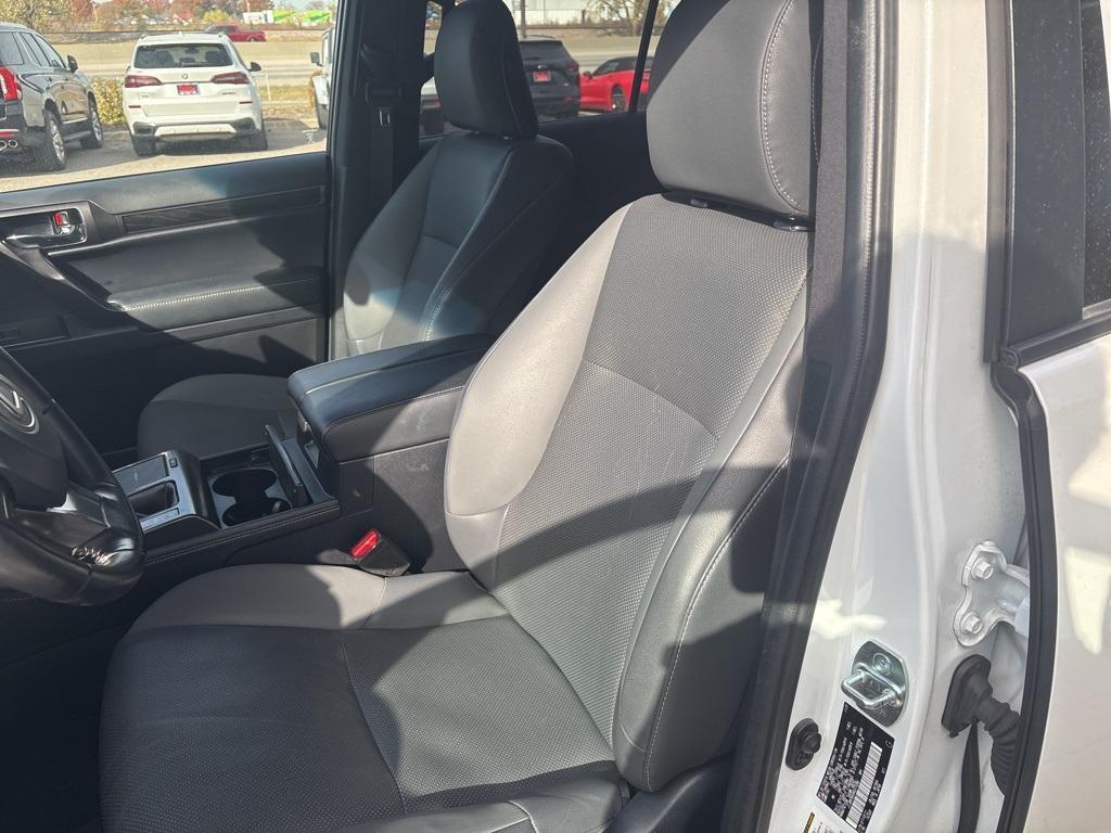 used 2022 Lexus GX 460 car, priced at $48,887