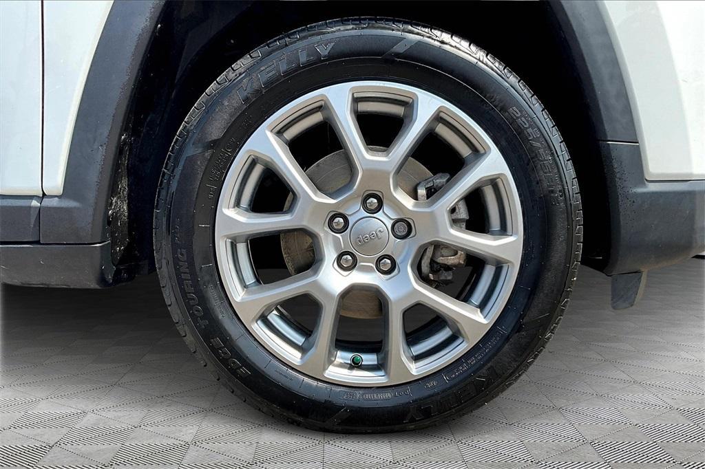 used 2022 Jeep Compass car, priced at $20,658