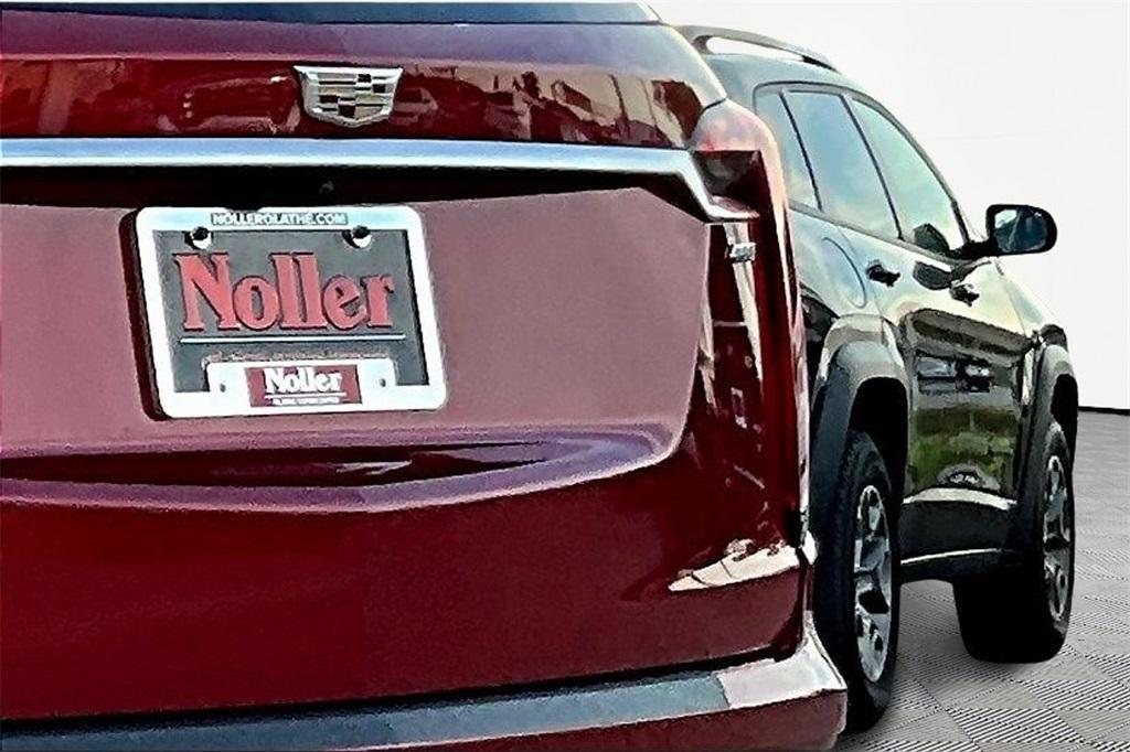used 2023 Cadillac XT6 car, priced at $37,287