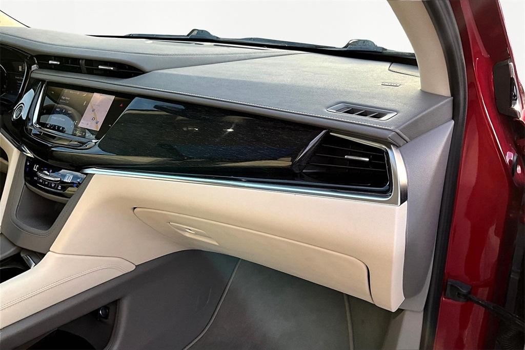 used 2023 Cadillac XT6 car, priced at $37,287