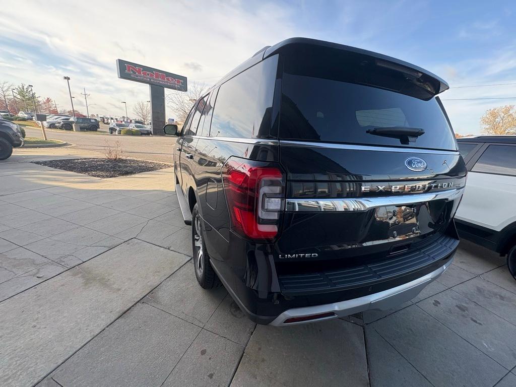 used 2024 Ford Expedition car, priced at $63,887