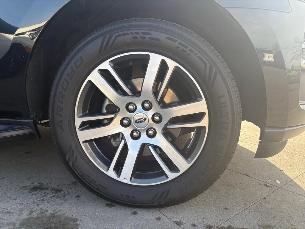 used 2024 Ford Expedition car, priced at $63,887