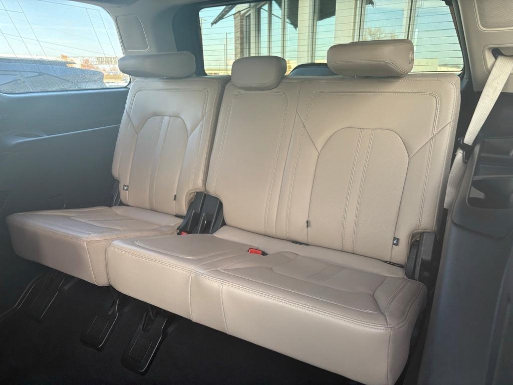 used 2024 Ford Expedition car, priced at $63,887