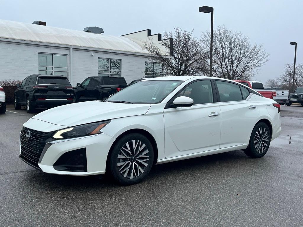 used 2023 Nissan Altima car, priced at $18,860