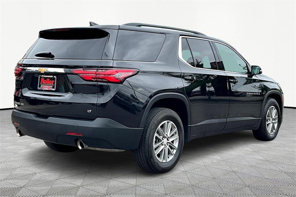 used 2023 Chevrolet Traverse car, priced at $30,399