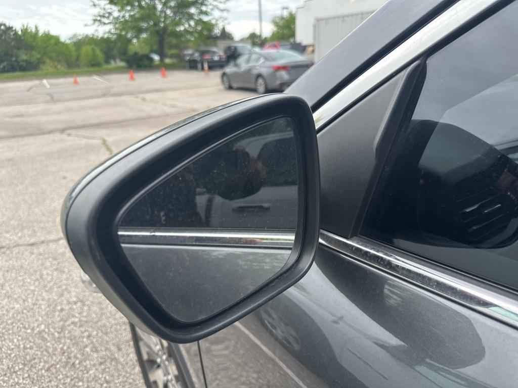 used 2020 Ford Escape car, priced at $21,648
