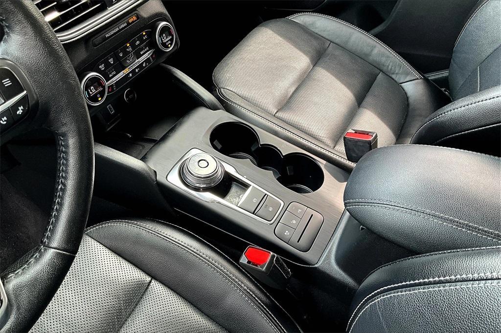 used 2020 Ford Escape car, priced at $21,212