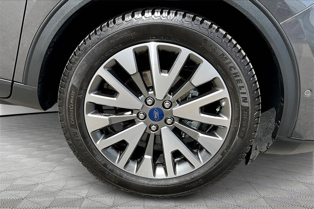 used 2020 Ford Escape car, priced at $21,212