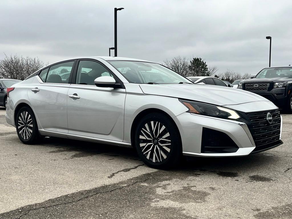 used 2023 Nissan Altima car, priced at $18,962