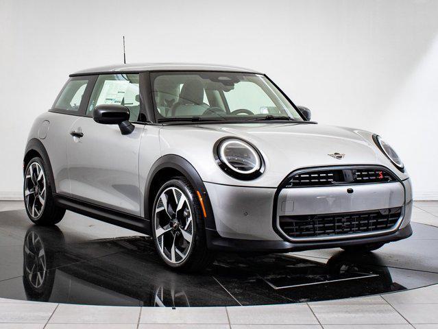 new 2025 MINI Hardtop car, priced at $37,560
