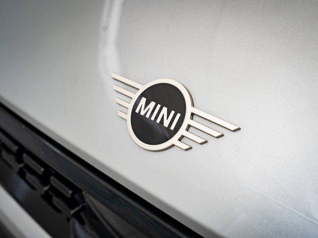 new 2025 MINI Hardtop car, priced at $37,560