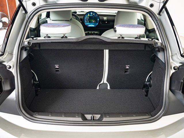 new 2025 MINI Hardtop car, priced at $37,560