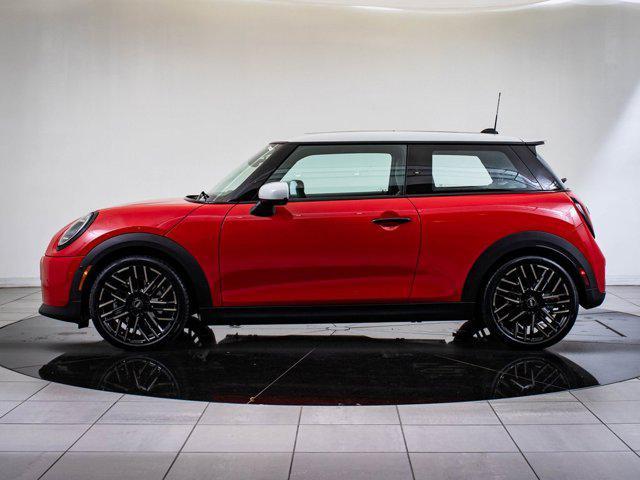 used 2025 MINI Hardtop car, priced at $33,998