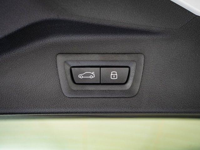 new 2026 BMW X7 car, priced at $100,485