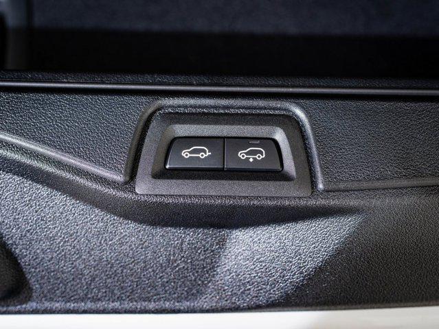 new 2026 BMW X7 car, priced at $100,485