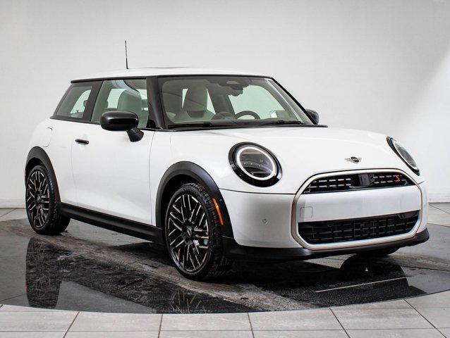 used 2025 MINI Hardtop car, priced at $35,998