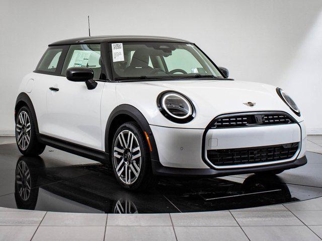 used 2025 MINI Hardtop car