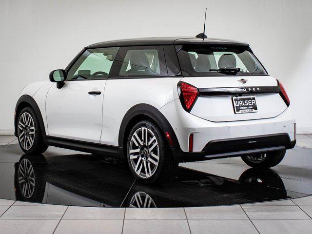 used 2025 MINI Hardtop car