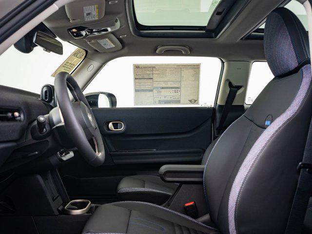 used 2025 MINI Hardtop car