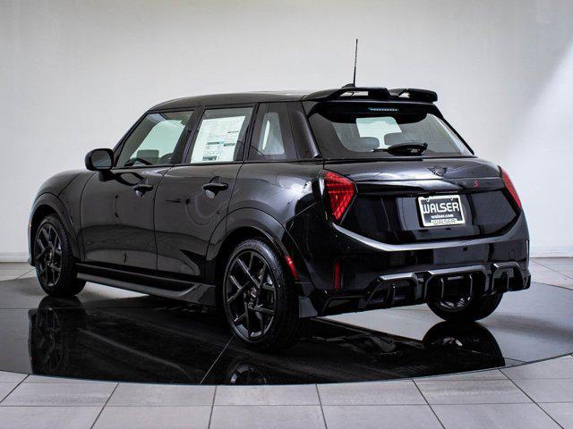 new 2025 MINI Hardtop car, priced at $40,545