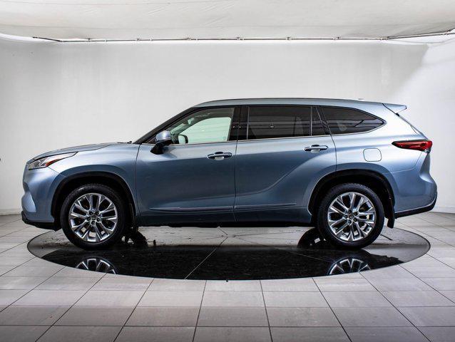 used 2023 Toyota Highlander car, priced at $42,998
